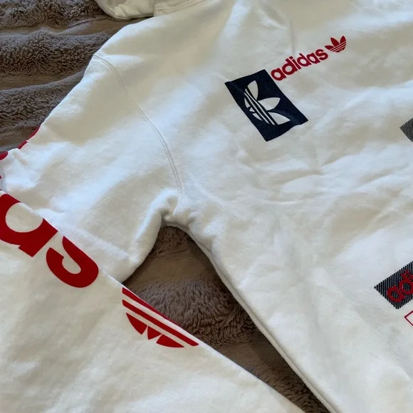 Adidas Pullover Sweater - Picture 12 of 12